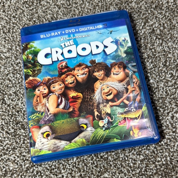 Dreamworks Other - DreamWorks The Croods Blu-ray Case - Blue Multicolor Cover